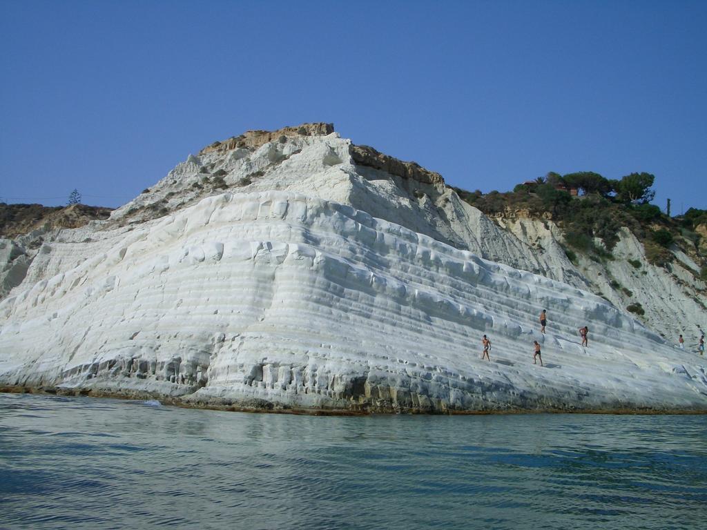 Il Casello Della Scala Dei Turchi Realmonte Bilik gambar
